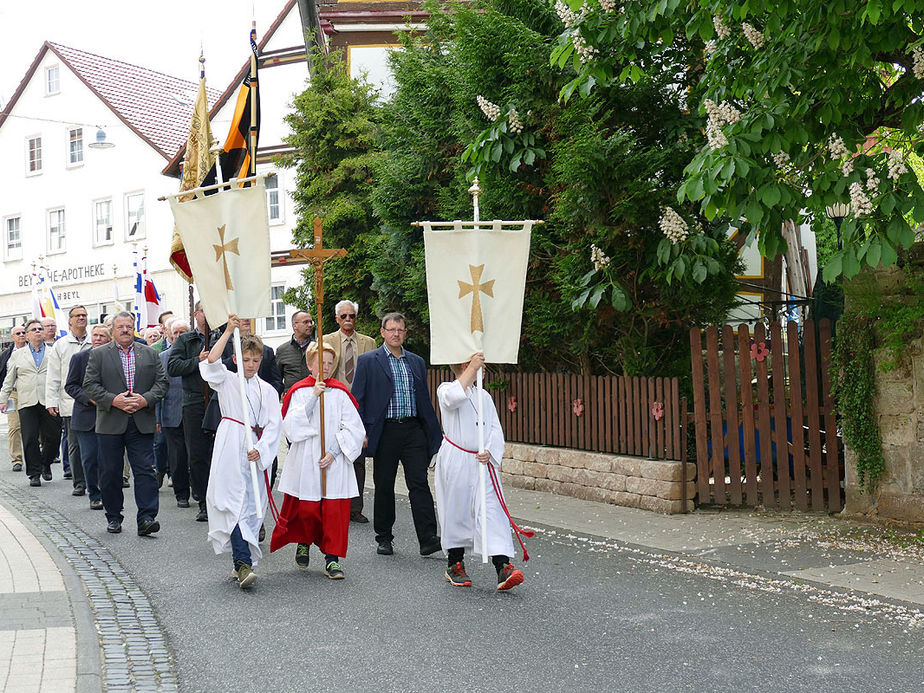 Bittprozession an Christi Himmelfahrt (Foto: Karl-Franz Thiede)